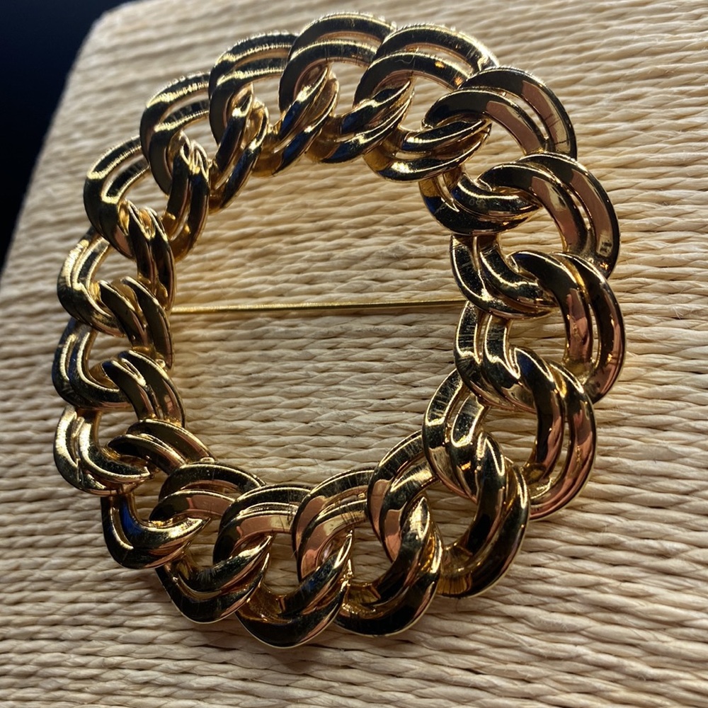 Signed Monet Large Double Link Chain Style Brooch… - image 3